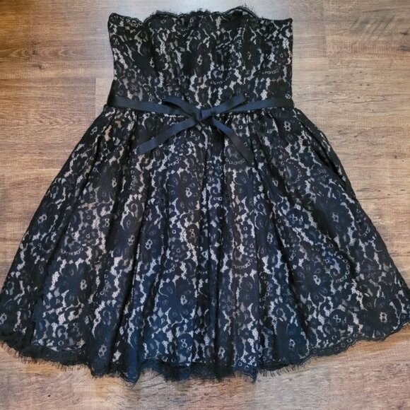 Neiman Marcus Alex Rodriguez Black Lace Dress Size 12 Large Strapless se… - Picture 1 of 11